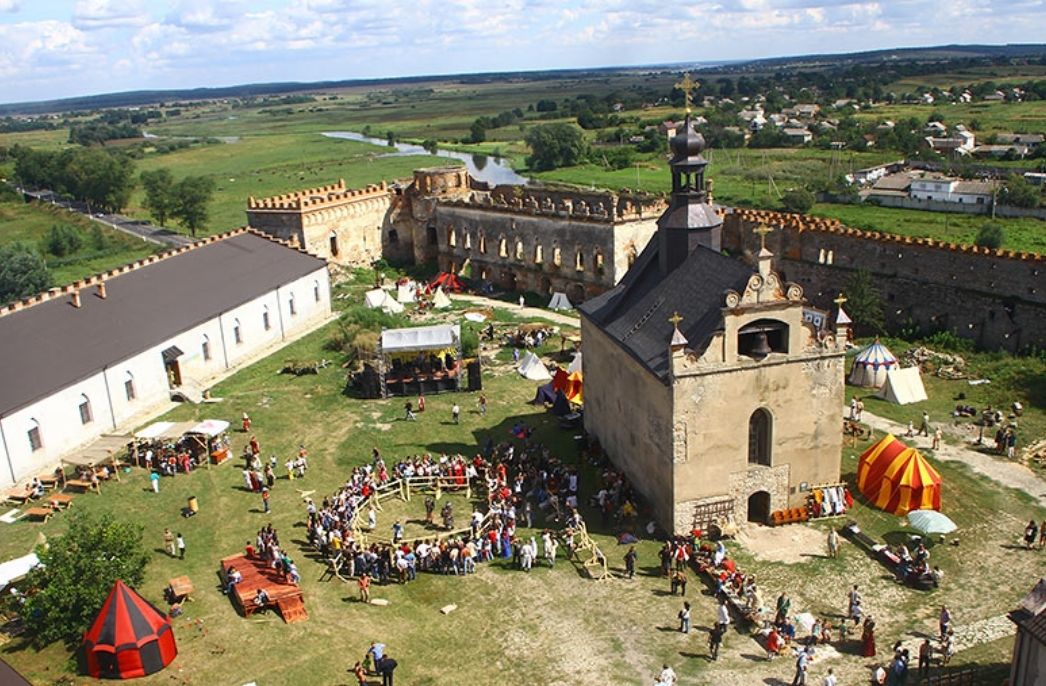 Історія Меджибізького замку